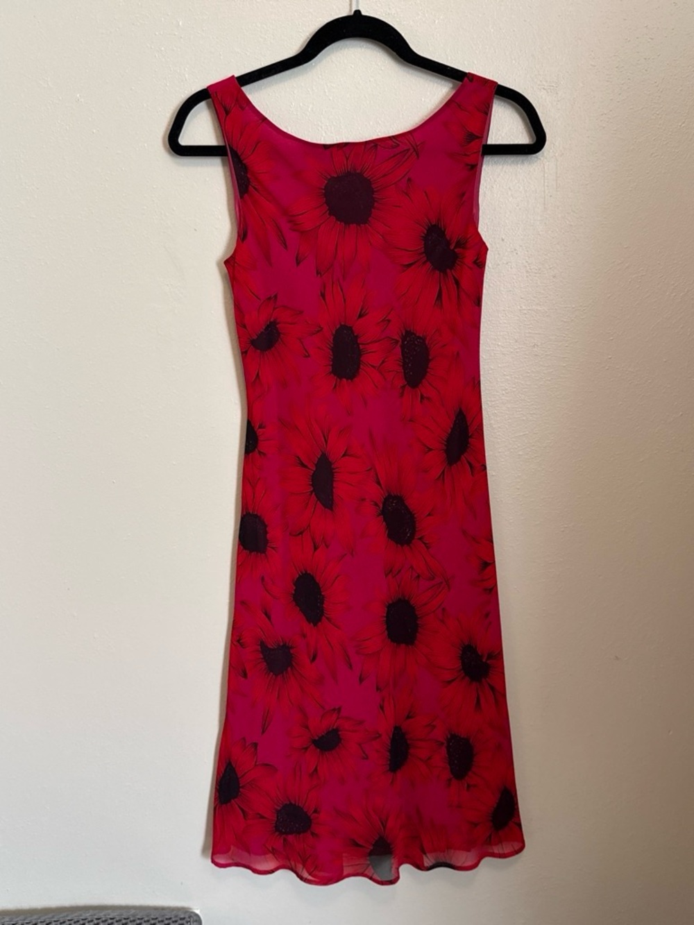 Vintage Red Floral Sleeveless Dress - Elegant Sunflower Print
